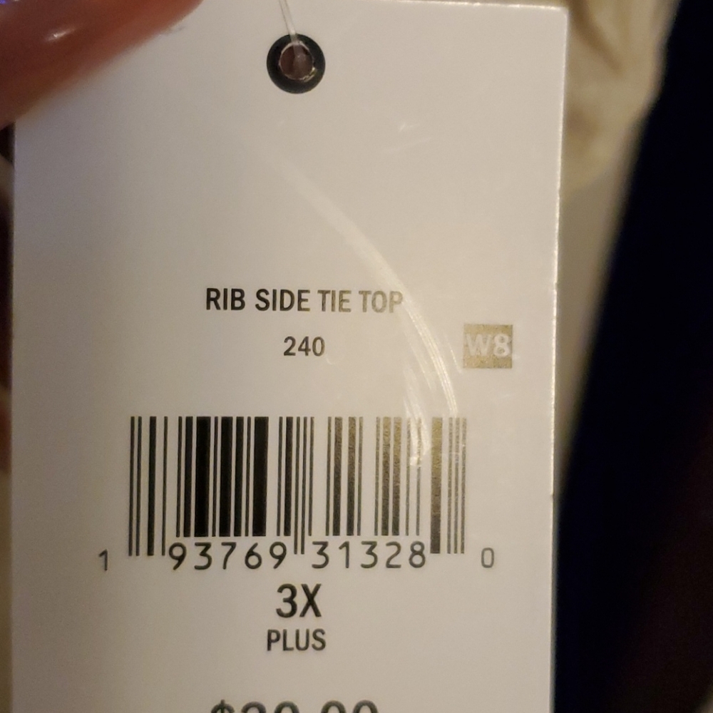 Top - Picture 3 of 3